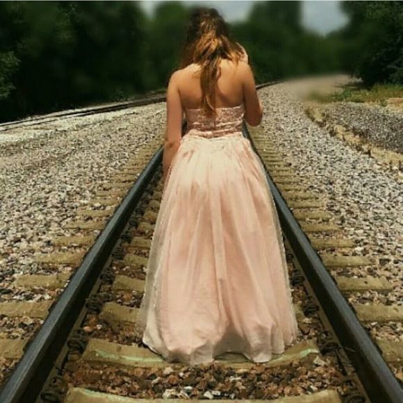 Dresses & Skirts - Beautiful Prom Dress